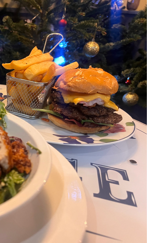 Smash Burger with Chips and Dip